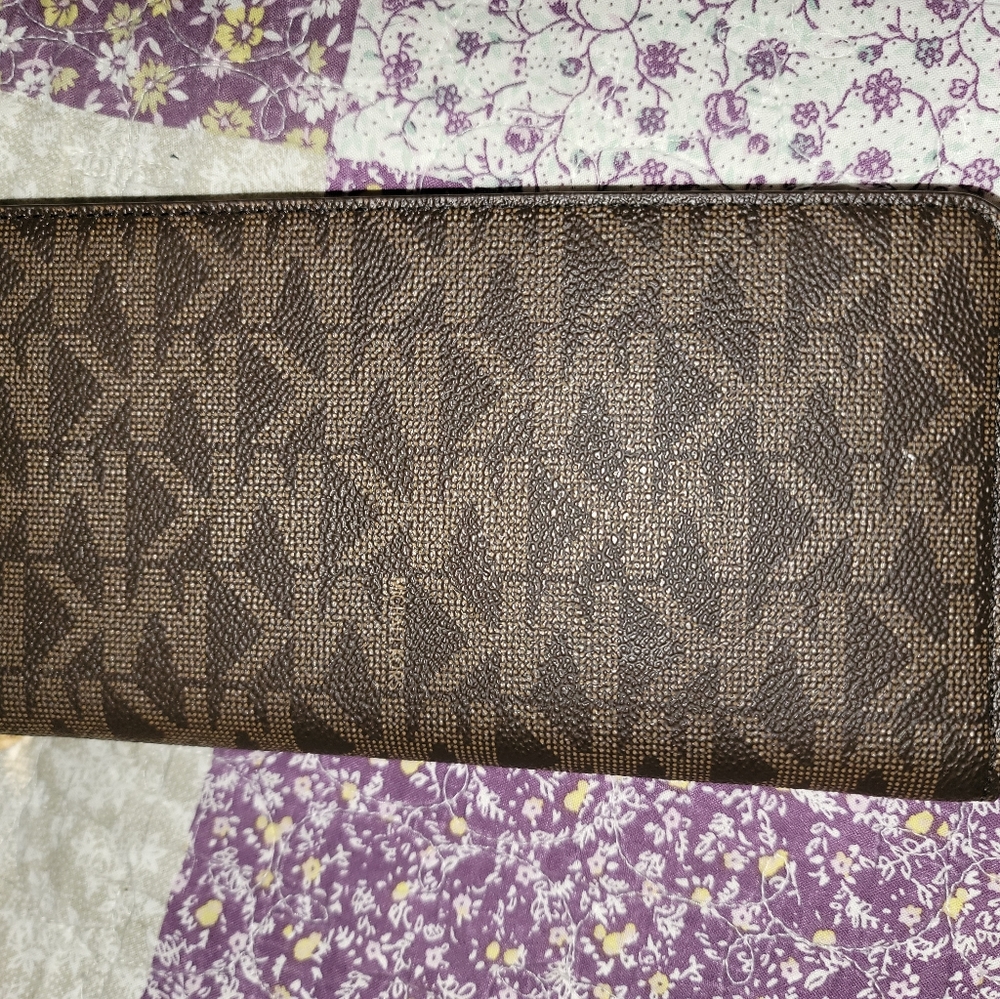 Michael kors Wallet - Picture 2 of 4